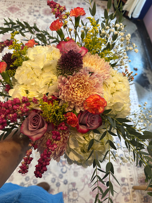 Extra Large Seasonal Bouquet